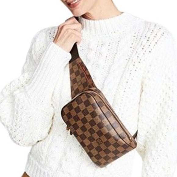 Louis Vuitton Handbags - Authentic Louis Vuitton Geronimos damier bum bag